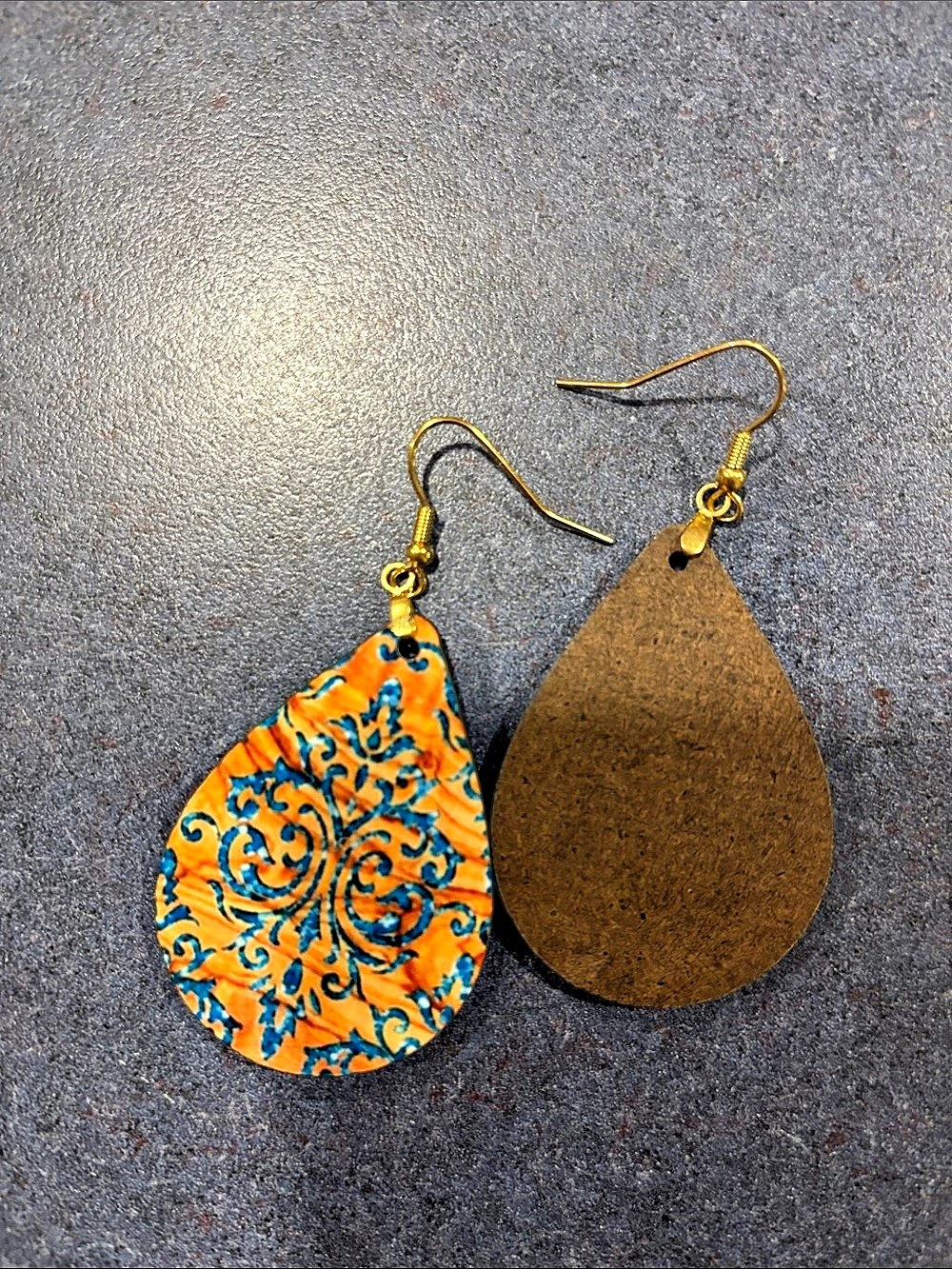 Teardrop Earrings in Orange & Blue Like New - Picture 2 of 3